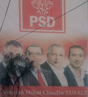 Bannerul lui Tusac, vandalizat. Cum comentaţi?